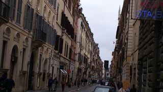 ポポロ広場からスペイン広場まで