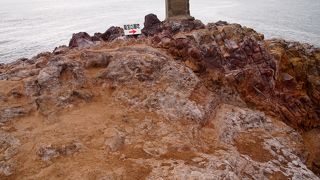 海が荒れていないと見られません