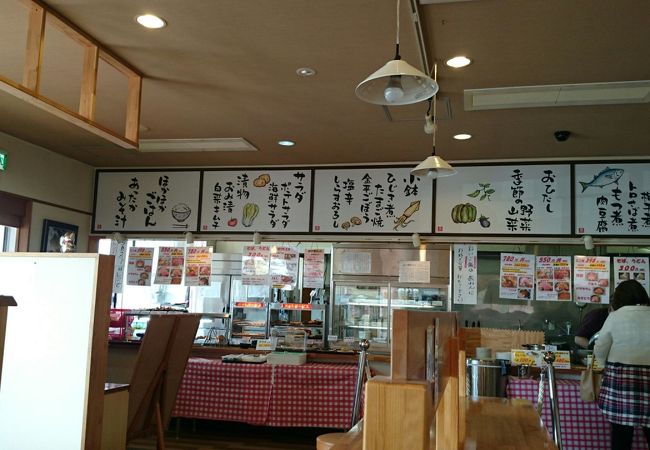 小皿料理を選べて楽しい！