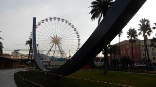 緑多い憩いの公園