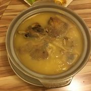 コラーゲンたっぷり濃厚な鶏スープ