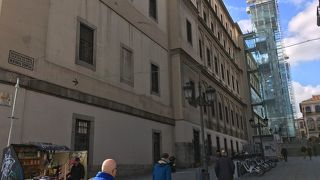 ソフィア王妃芸術センターは火曜日が休館です。