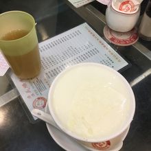 定番の牛乳プリン(ﾟ∀ﾟ)