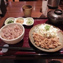 しょうが焼き定食
