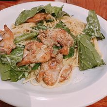 チキンとほうれん草のチーズクリーム1,000円