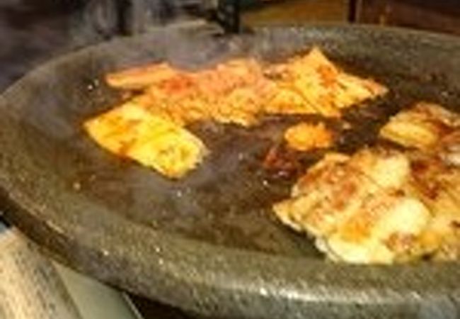 明るい雰囲気で焼肉と韓国料理