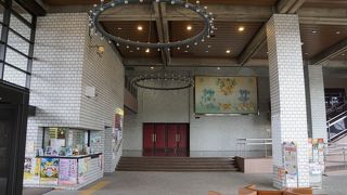 御坊市民文化会館