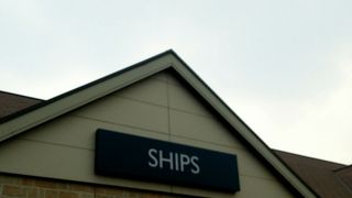 SHIPSのアウトレットショップ