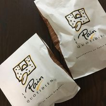 パッケージのデザインです。