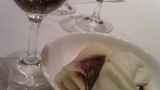 個室は落ち着きました。