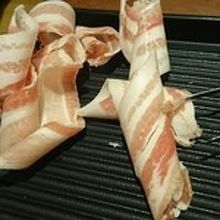 うす～い肉は食感が楽しい