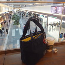 カウンター席からの眺め。