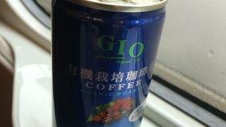 オリジナルブランドの缶コーヒーも