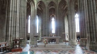 荘厳な雰囲気・・・