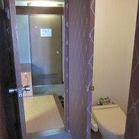 独立したトイレもシャワートイレ！