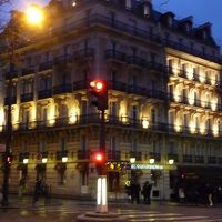 ＴＨＩＳ　ＩＳ　ＰＡＲＩＳ　ですね。