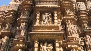 エロティシズムの彫刻