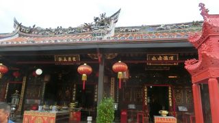 イスラム教が多いマレーシアに仏教寺院もありました