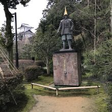 前田利家像