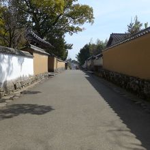 勘定場の坂そして杵築城方面へと向かう道