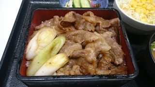 羽田空港限定の牛重