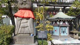 銀座三越の９階（屋外）にあります