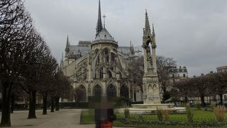 閑静な高級住宅街 ★ サン ルイ島