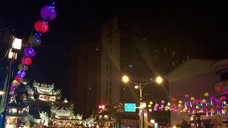 松山駅近くの夜市