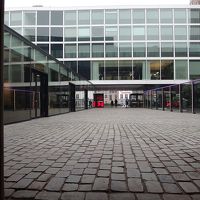 地下鉄ブラーク駅の出口から真っすぐ目の前