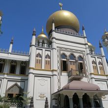 サルタン モスク