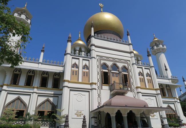 サルタン モスク