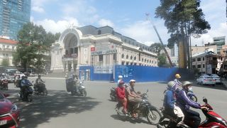 日本人街や最先端のショッピングモールもあり、歩くと楽しい