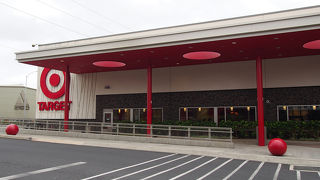 空港近くの大型スーパー！