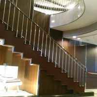 ２階がフロント