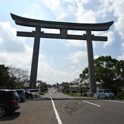 鳥居がでかい