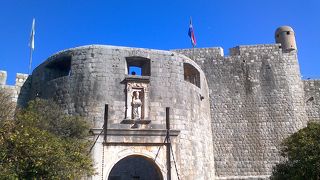 城壁に入るのは高いですが　価値あり