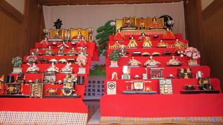 お雛様を見てきました