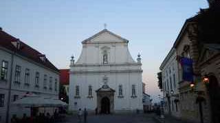 ロトルシュチャク塔の近く