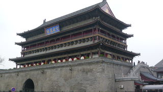 並んでいる太鼓が印象的です