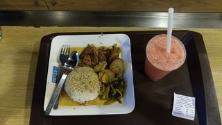 安い、上手い、綺麗！ターミナル21のフードコート