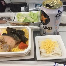 成田→プノンペンの機内食。