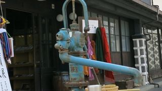 現役の井戸、しかも飲める！