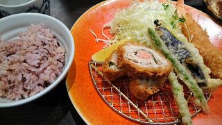 家族大人数で福岡市百道にある「浜勝」に行って来ました!!