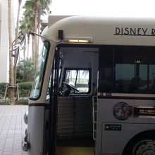 小さくてかわいいバスです