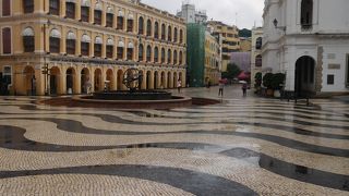 朝がオススメの広場