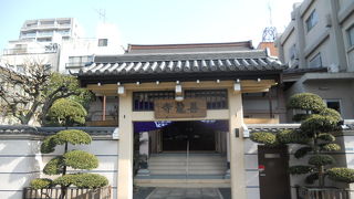 西浅草一丁目にある浄土真宗の寺院です