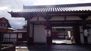 東寺(教王護国寺)にある門一つ