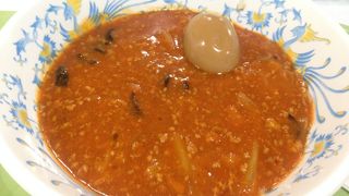 辛いけど、また食べたくなる味