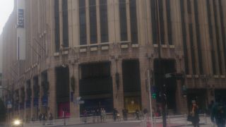 高級感あるデパート