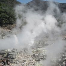 八万地獄の上がる噴気！